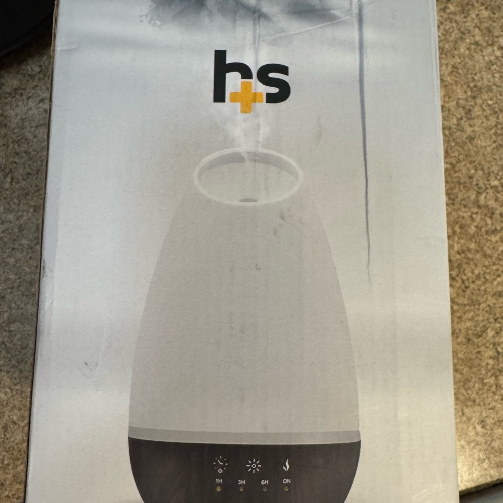 HS White and Black Aroma Diffuser